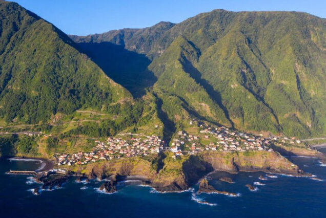 madeira-prime-tours-west-tour-seixal-porto-moniz-madeira-island-01