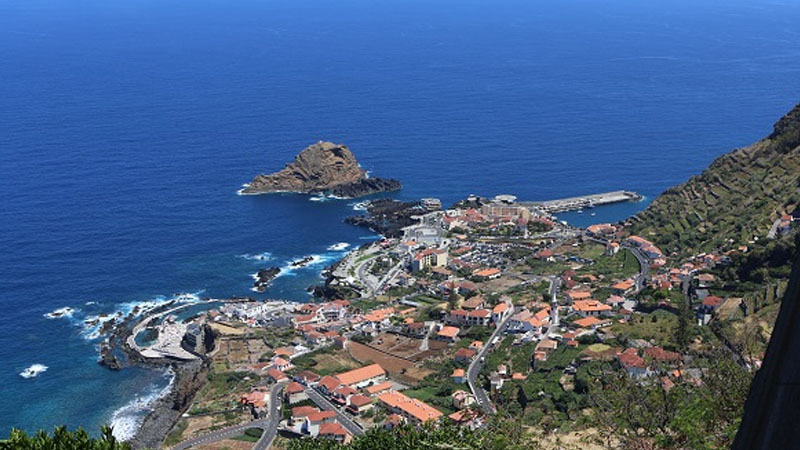 porto-moniz-tours-madeira-island-04